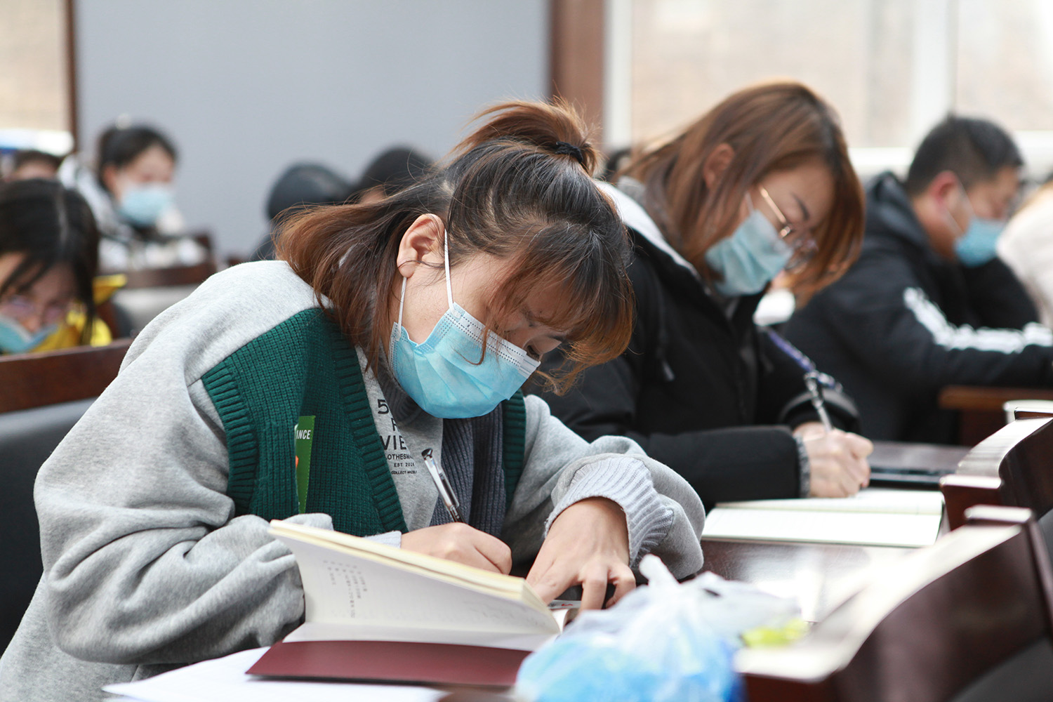 必发集团app下载安装