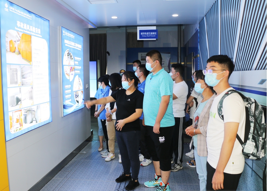 山西建投安装集团举办职工子女大学入学欢庆系列活动