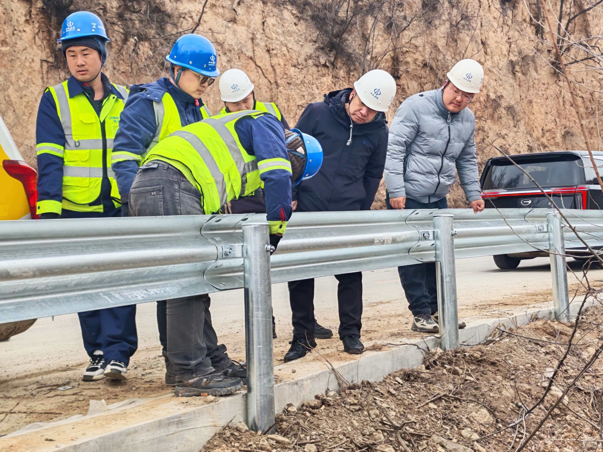 开局起势，实干争春！| 工程机械公司首笔波形护栏订单圆满落地，高质量交付