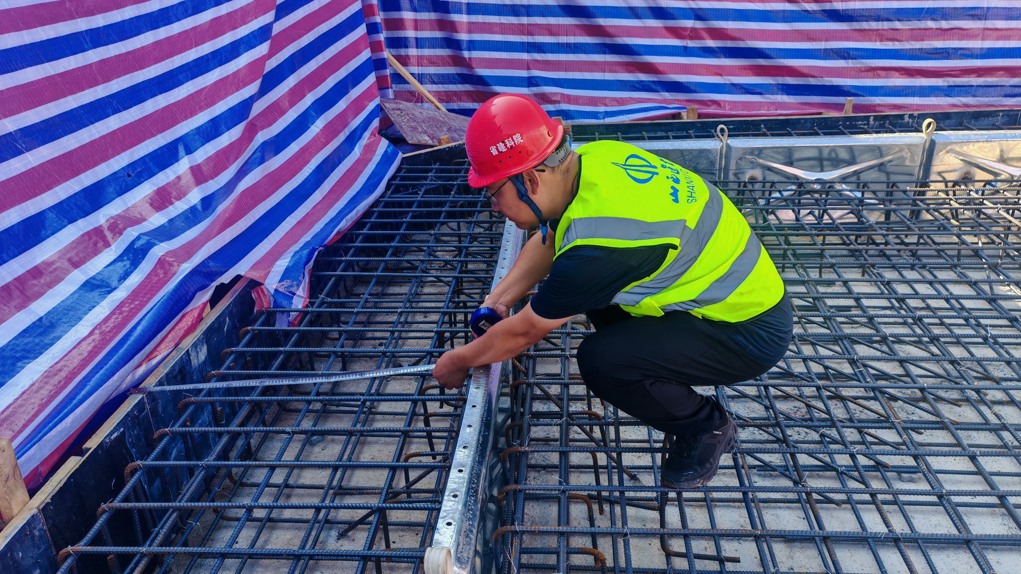 山西建投建科院集团陵川县全县学校建筑工程消防改造提升项目：精准破局 高效组织 打赢攻坚战