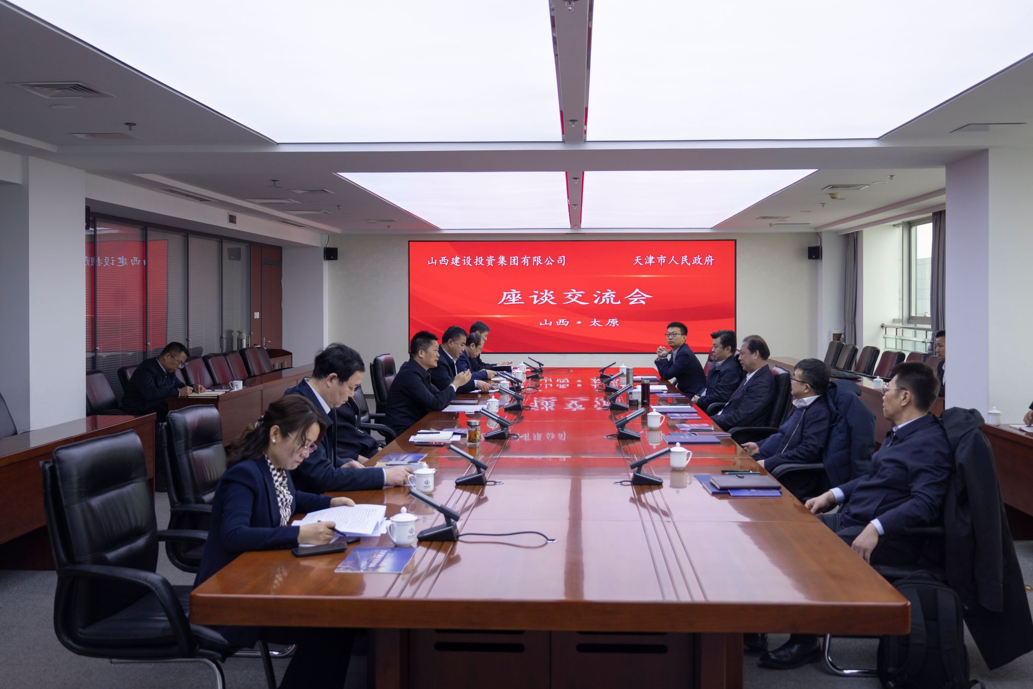 天津市副市长范少军到访BETVLCTOR伟德在线