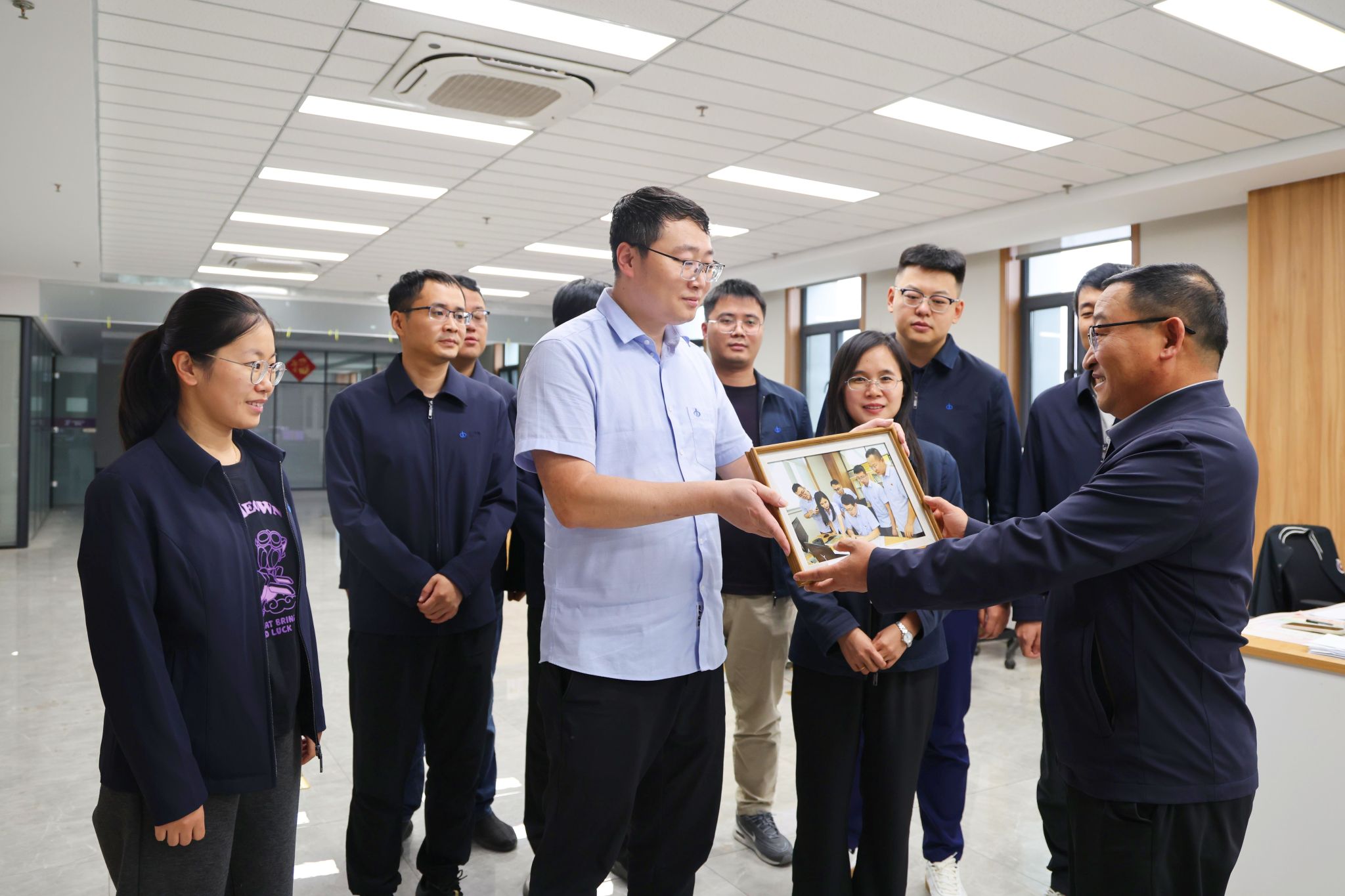 必发集团app下载安装