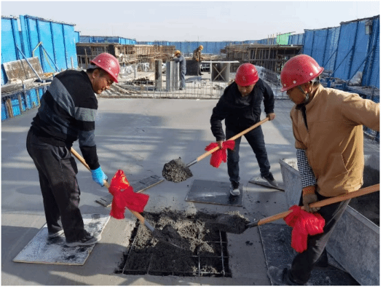 山西建投六建集团承建的圣惠新区控规Ⅰ区一期棚户区建设项目封顶