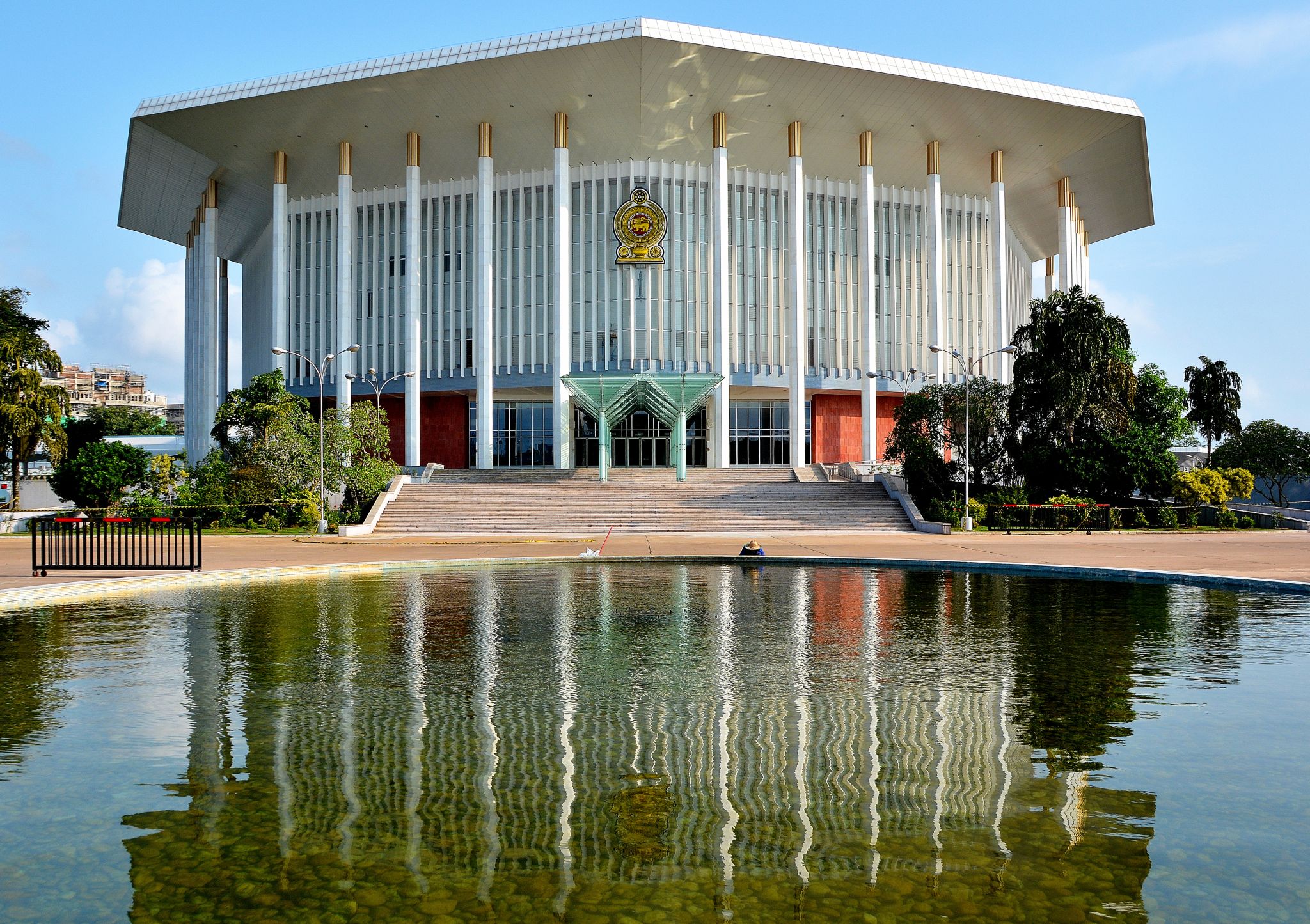 必发集团app下载安装