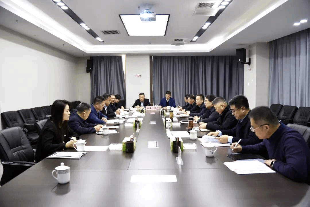 山西建投与华阳集团举行工作会谈