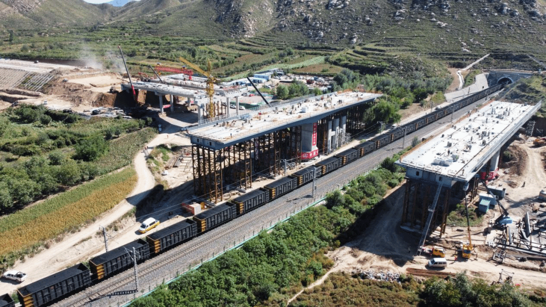 山西建投钢构科工公司队伍铸魂篇：知行合一修内功 坚韧不拔展作风