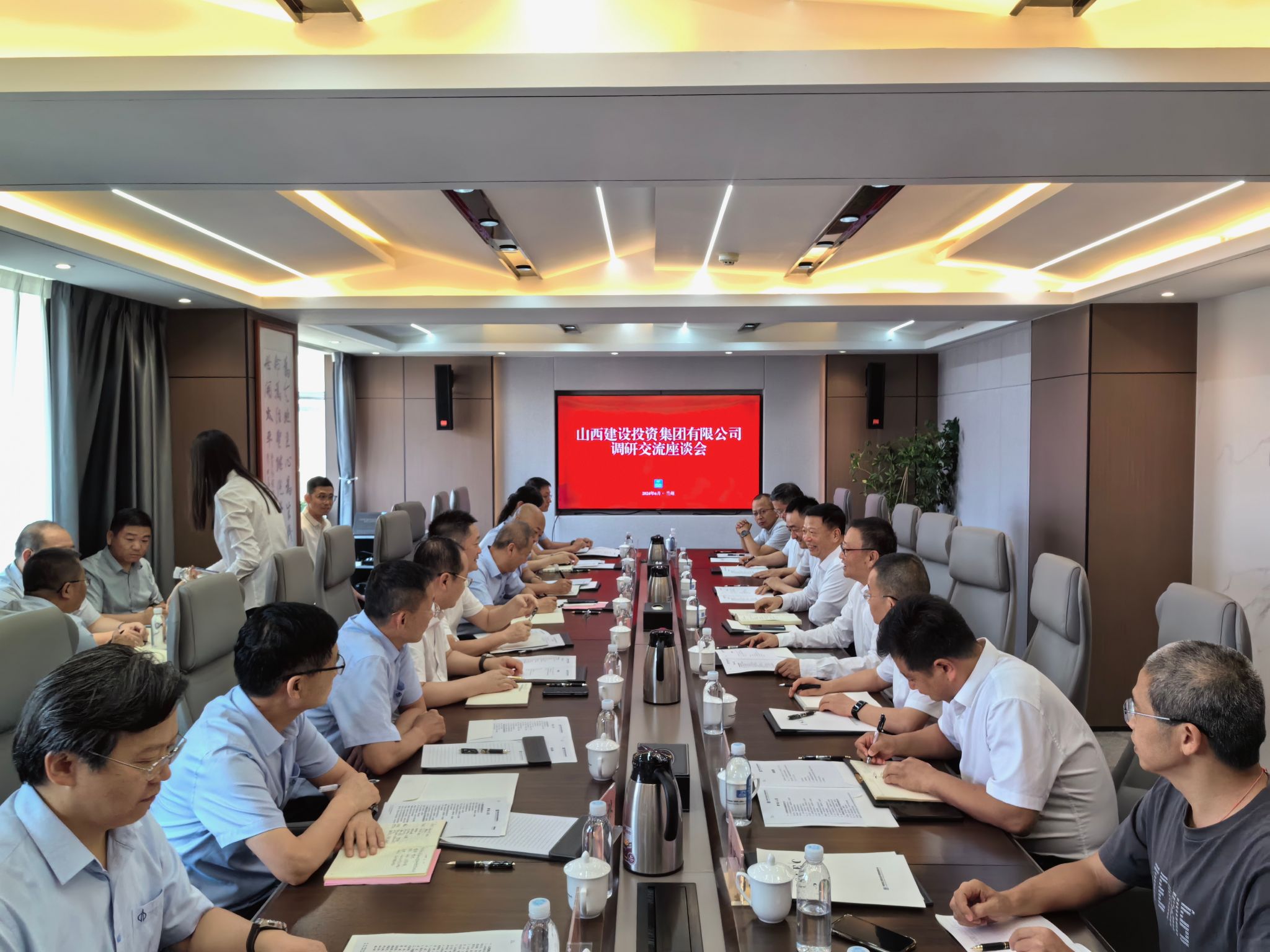 BETVLCTOR伟德在线与中国市政西北设计院共商合作